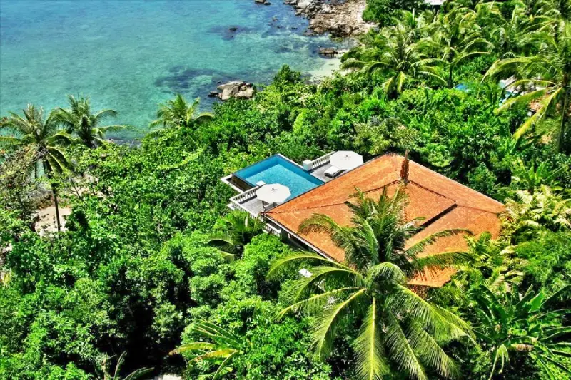 Oceanfront Pool Villa
