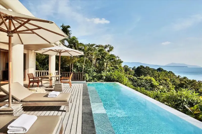 Signature Ocean View Pool Suite