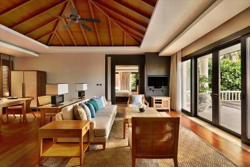 2 Bedroom Oceanfront Pool Villa