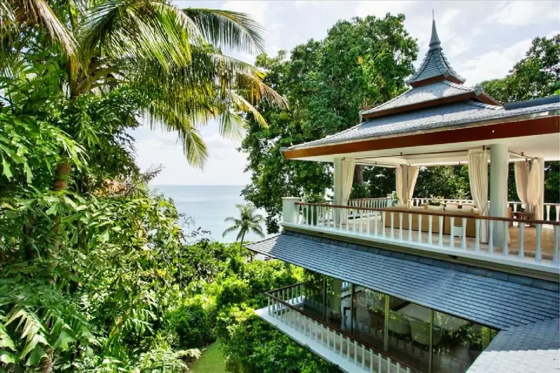 3 Bedroom Oceanfront Residence No 12 