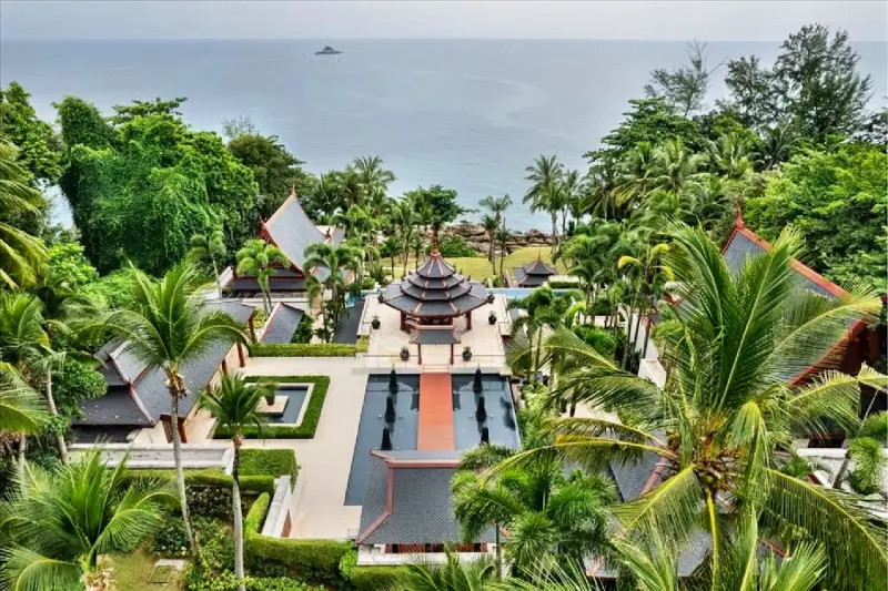 5 Bedroom Oceanfront Residence No 4