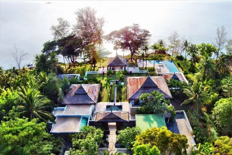 9 Bedroom Ocean Front Residence No 2