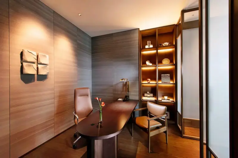 Conrad Suite
