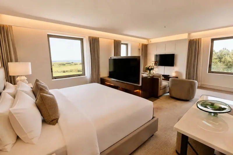 Penthouse Balcony Suite