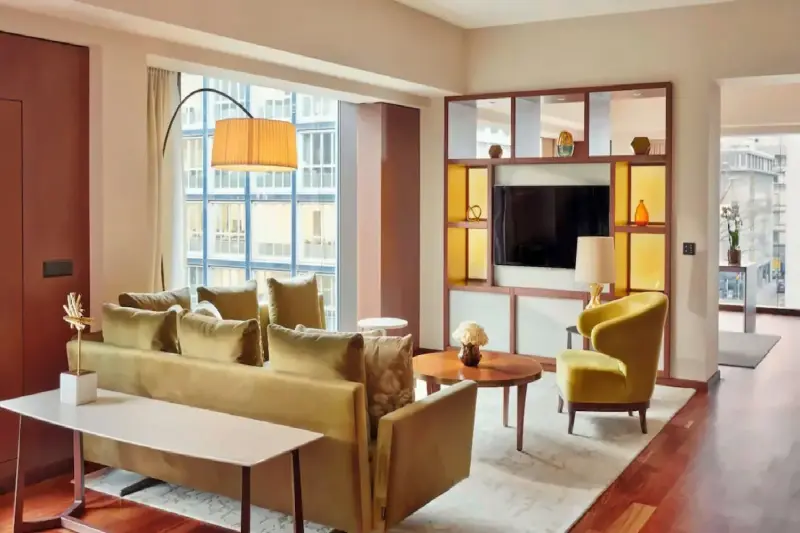 2 Bedroom Ambassador Suite