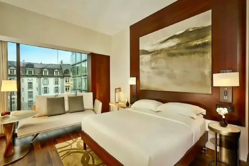 High Floor Room