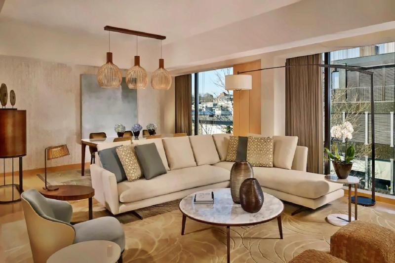 Presidential Suite