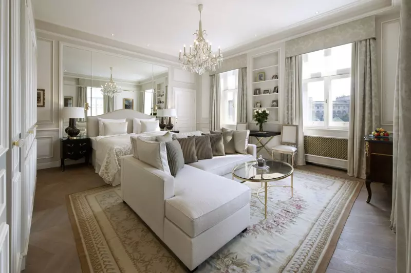 Junior View Suite