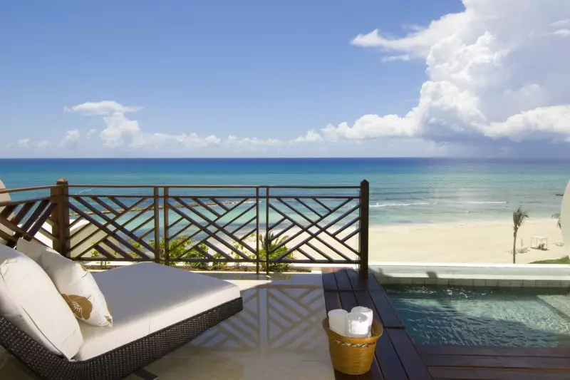 Grand Class Presidential Oceanfront Suite