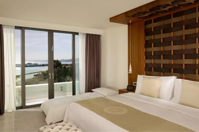 Panoramic Sea View Suite 