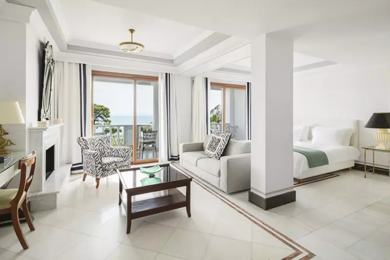 2 Bedroom Suite 