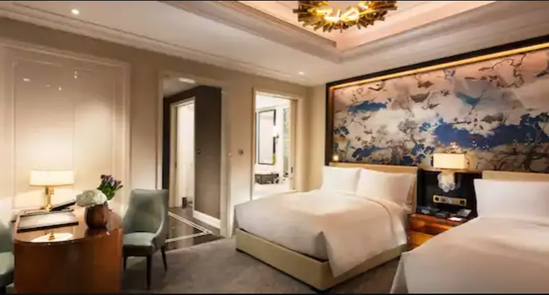 Deluxe Skyline View Room