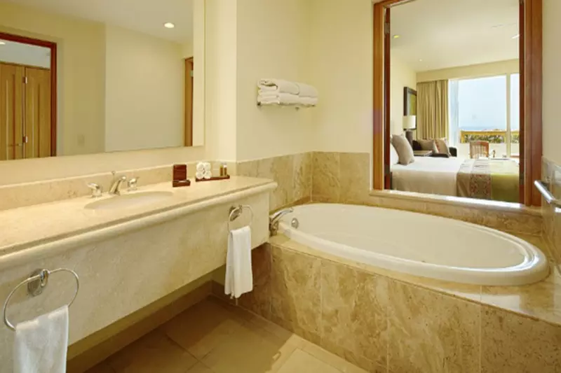 Master Ocean View Suite 