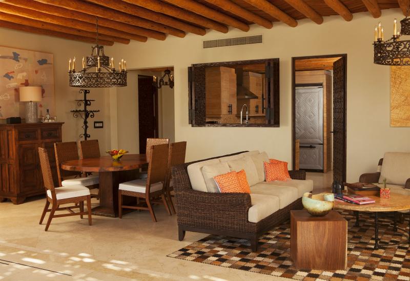 2 Bedroom Resort Pool Casita