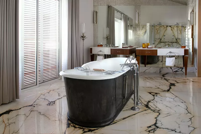 Penthouse Suite 