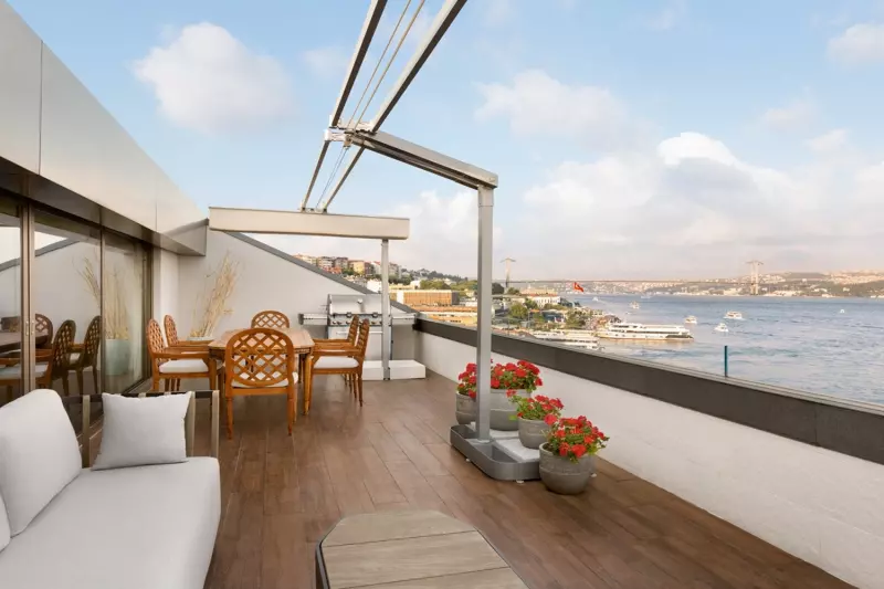 2 Bedroom Shangri La Suite