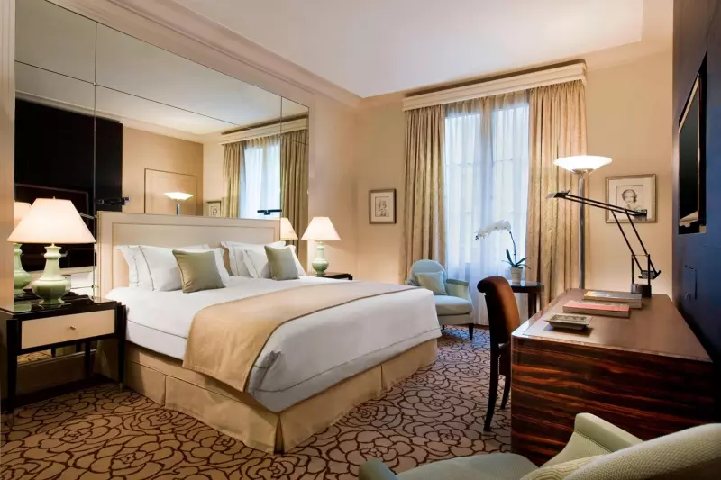 Art Deco Deluxe Room 