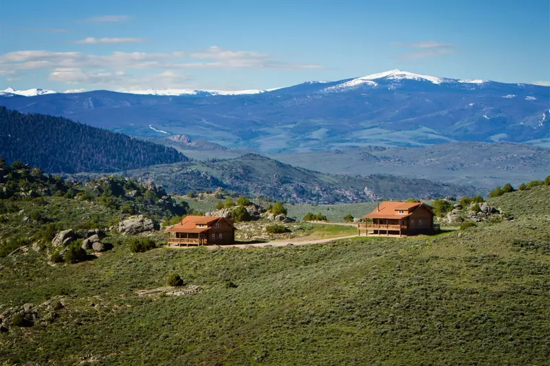 3 Bedroom Grandview Deluxe Cabin