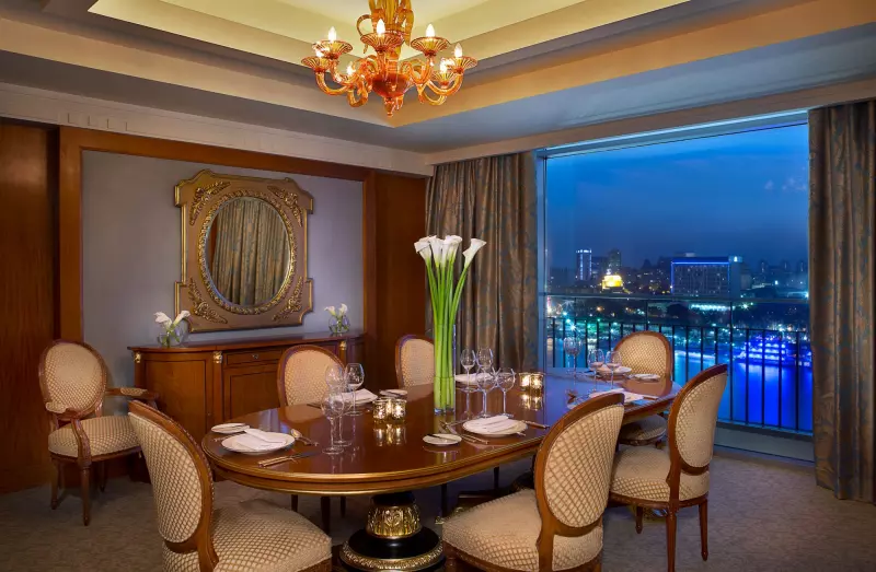 Royal Suite 
