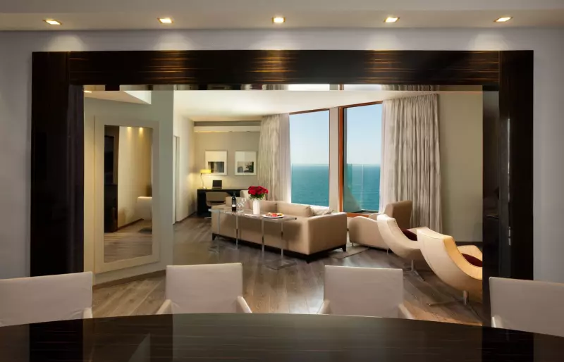Presidential Suite 