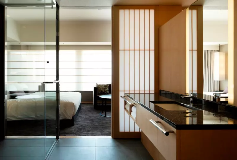 Deluxe Hollywood Room
