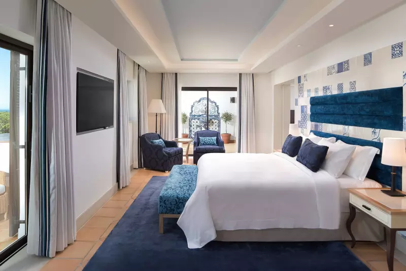 Neptuno Top Floor Suite 