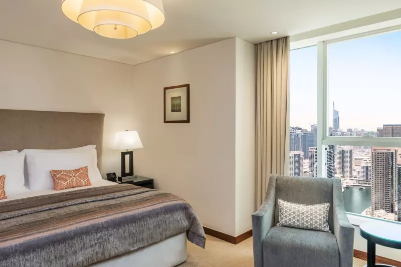 Deluxe Club Suite