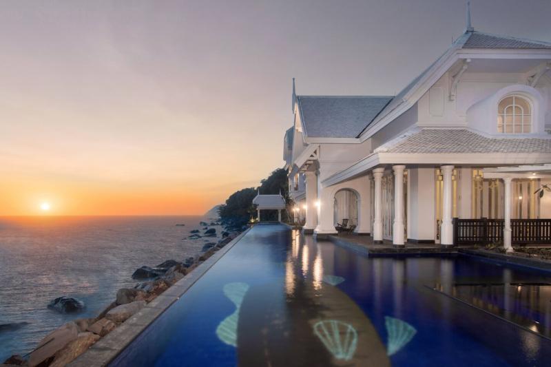 7 Bedroom Lamarck House 
