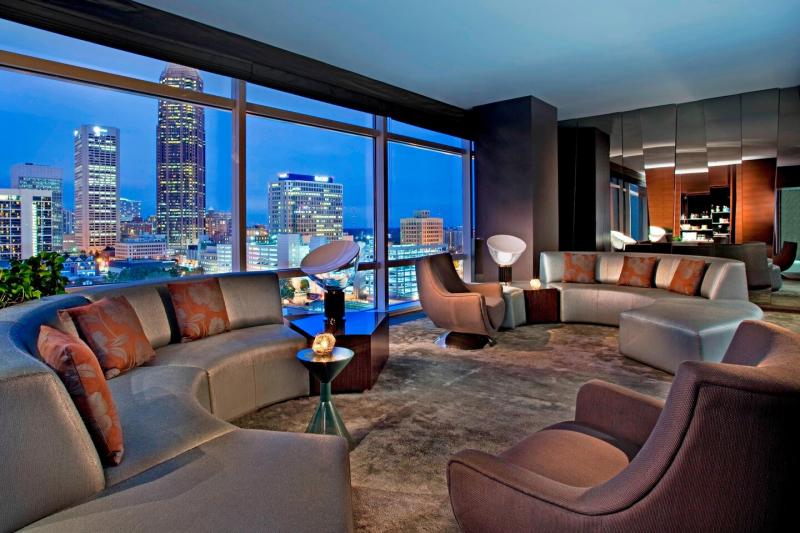 E-Wow Presidential Suite