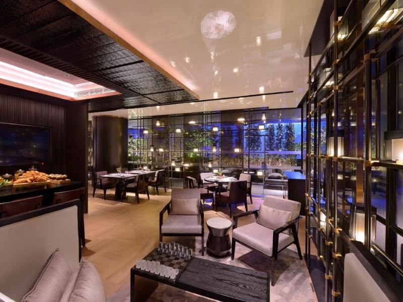 River View Classic Club Room