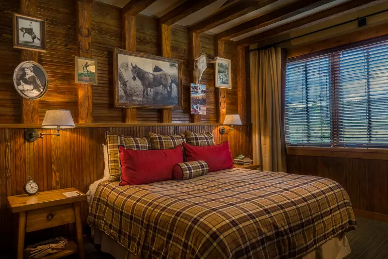2 Bedroom Connecting Trailhead Rooms